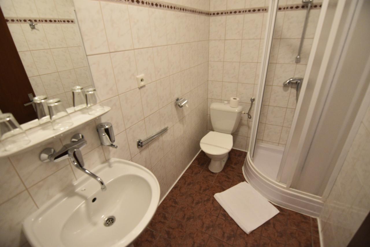 Hotel Napoleon Austerlitz Εξωτερικό φωτογραφία