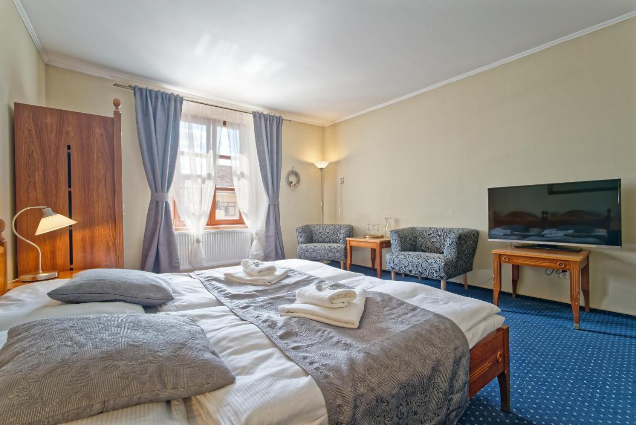 Hotel Napoleon Austerlitz Εξωτερικό φωτογραφία