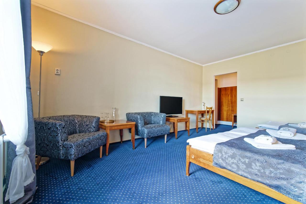 Hotel Napoleon Austerlitz Εξωτερικό φωτογραφία