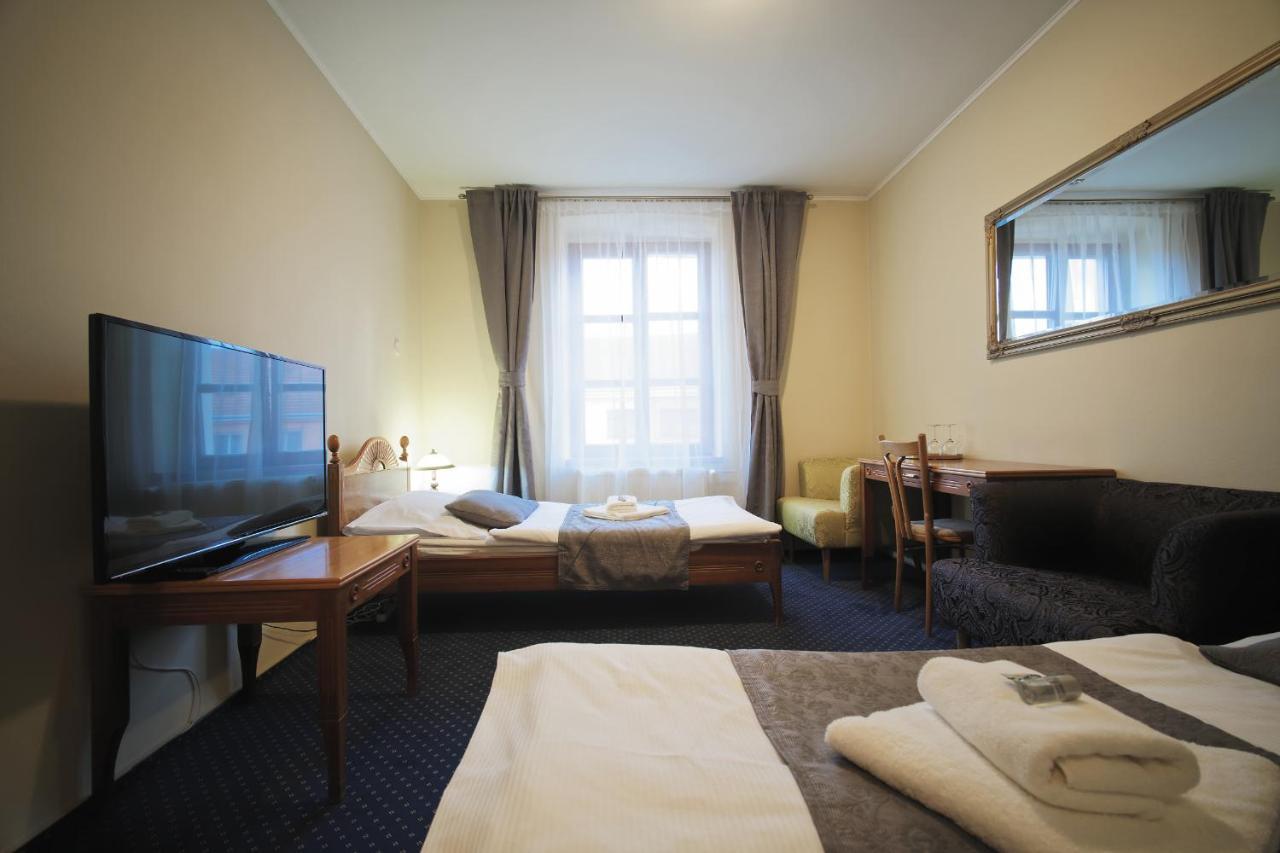 Hotel Napoleon Austerlitz Εξωτερικό φωτογραφία