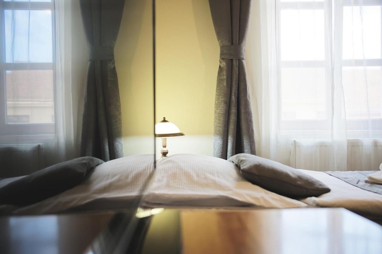 Hotel Napoleon Austerlitz Εξωτερικό φωτογραφία