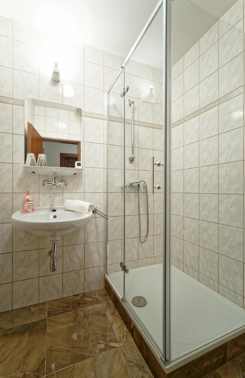 Hotel Napoleon Austerlitz Εξωτερικό φωτογραφία