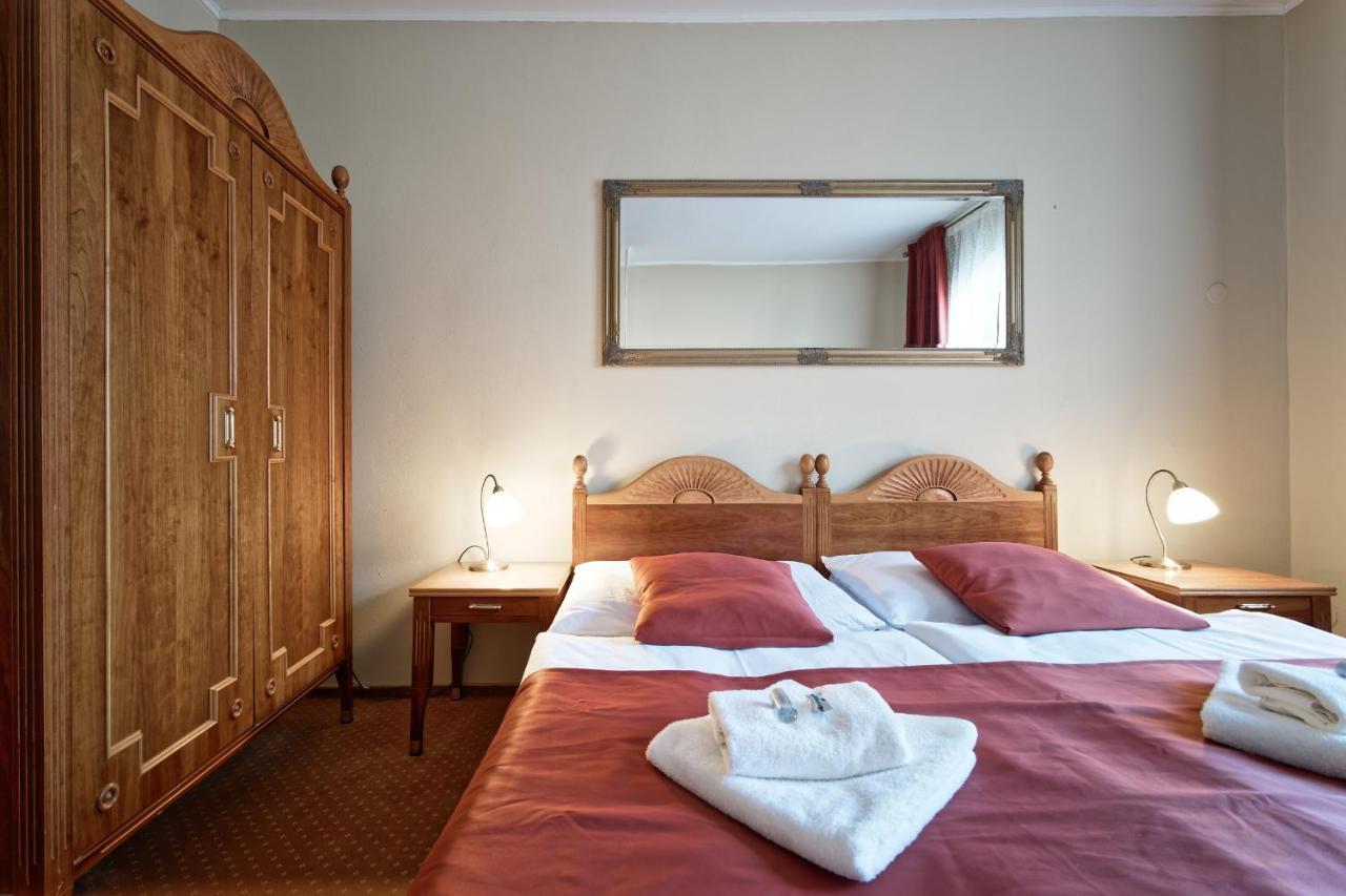 Hotel Napoleon Austerlitz Εξωτερικό φωτογραφία