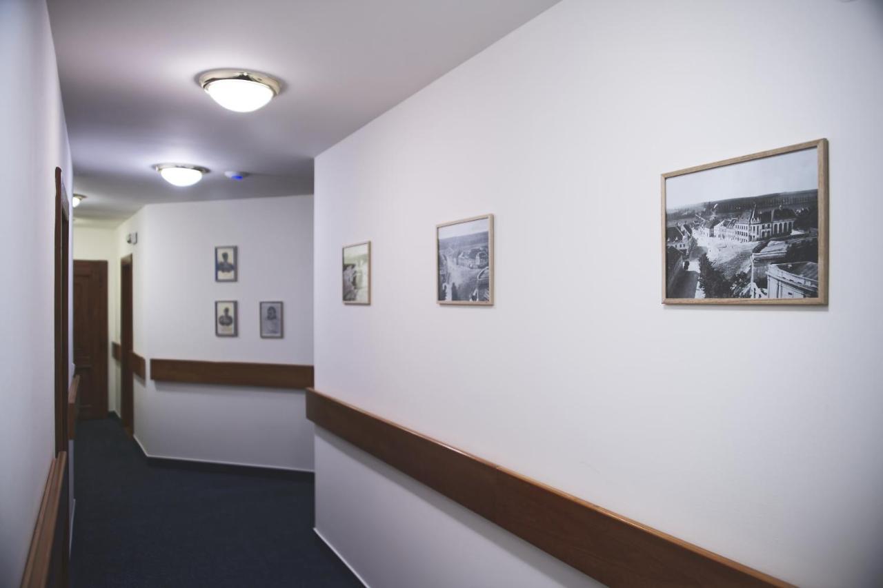 Hotel Napoleon Austerlitz Εξωτερικό φωτογραφία